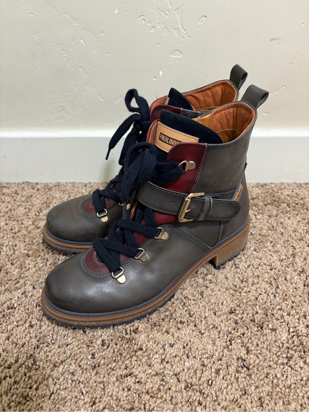Pikolinos ASPE Women’s lace-up ankle boots, Sz 38 EU / 7.5 - 8 US Lead Leather